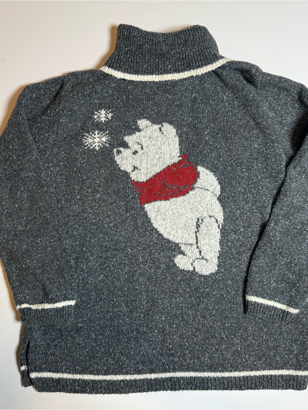 The Disney Store Vintage Winnie the Pooh Gray Snowflake Turtleneck Sweater S